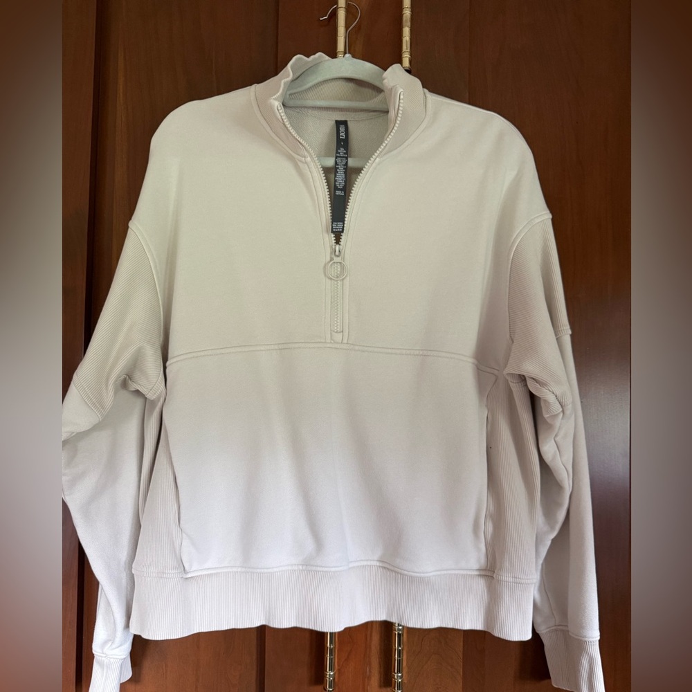 Vuori Women’s Quarter-Zip Pullover Sweatshirt- Cream